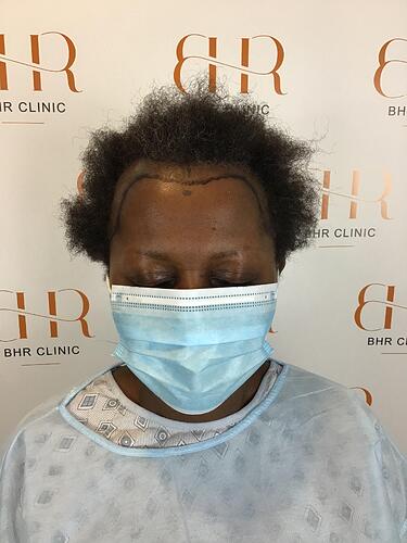 Dr. Bisanga - AFRO 2400 FUT - 0 - 8 Months photo